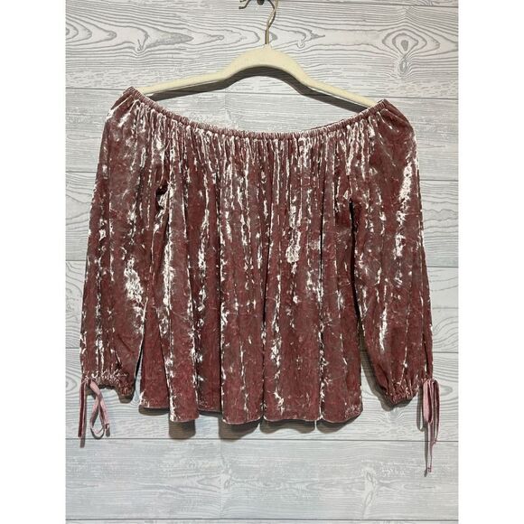 Mauve colored, crushed velvet, size small￼ - Picture 1 of 8